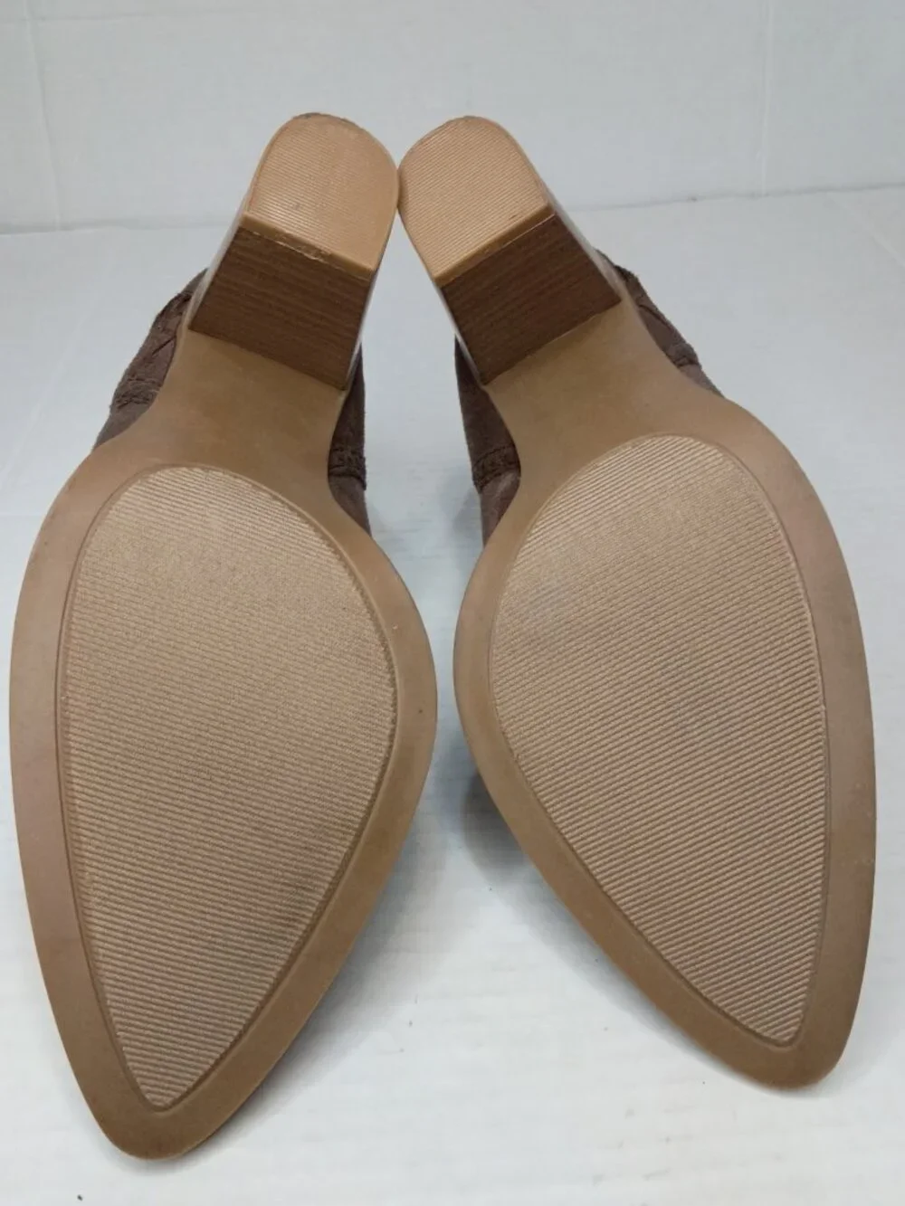 Maurices Belle Brown Cutout Pointed Toe Ankle Booties Women’s Size 10M